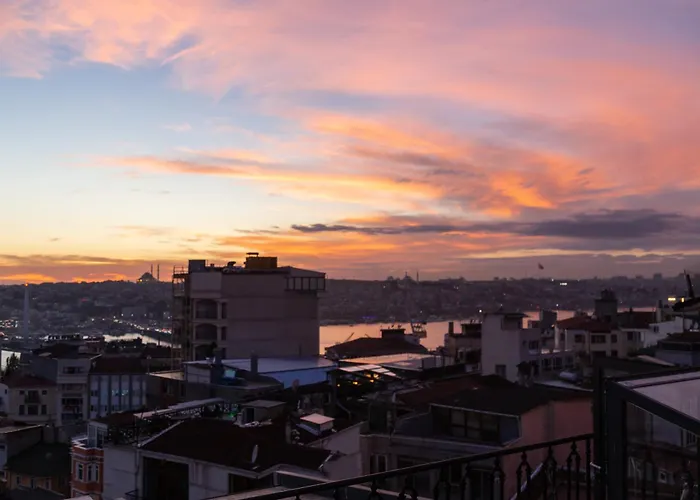 Meroddi La Porta Istanbul